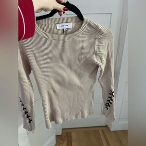 Detailed knit long sle